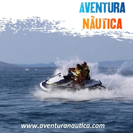 In With Sea & Mountain Views شقة
